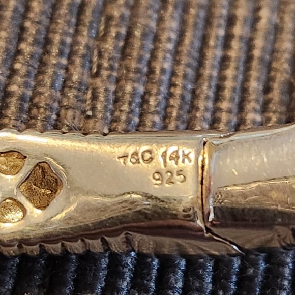 Town & Country Bangle - Picture 4 of 4